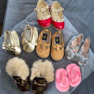 Baby shoes size 3-3 To 5c